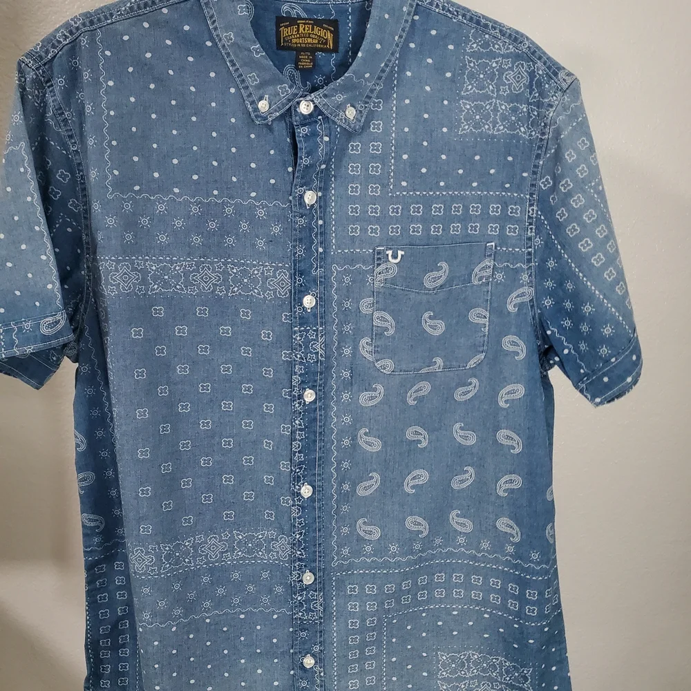 True Religion XL Bandana Patchwork Denim Button-Up Shirt‎ Logo Pocket